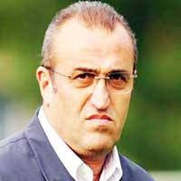 ''Takmn ahengini bozmak istemesinler!'