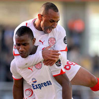 �stanbul deplasmanda galip