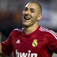 Nefesleri kesen kar��la�mada kazanan Real Madrid