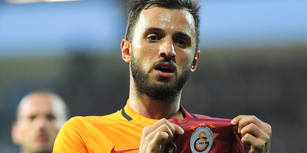 Emre olak'tan pas vermedii iddialarna sert tepki