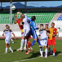 Hem �stte hem altta kritik ma�lar