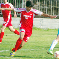 Ayn futbolcusu Mahmut ve Serdar 