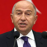 'Bu sezon �ampiyonluk de�il onur m�cadelesi veriyoruz'