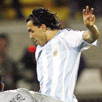 City'den Tevez'e a��r ceza