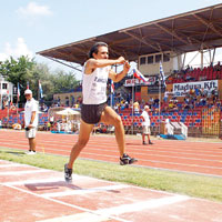 Kasap Macaristan’da piste ��kt� 