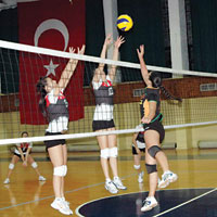 Voleybolda heyecan ykseliyor