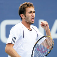 Marsel iki y�l daha Ye�ilyurt’ta