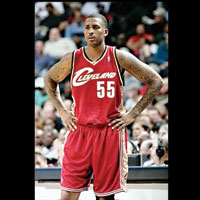 NBA y�ld�z� �l� bulundu 